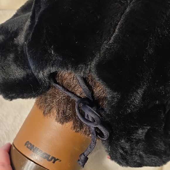 Source Unknown Black Faux Fur Hat - Picture 6 of 7